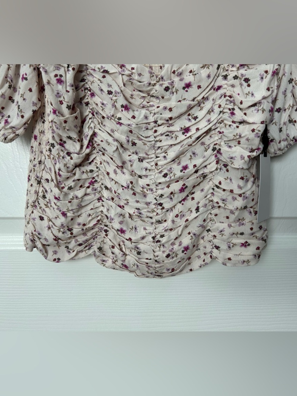 ASTR The Label Cream & Purple Floral Puff Sleeve Cropped Top Size Medium NWT - Picture 8 of 13